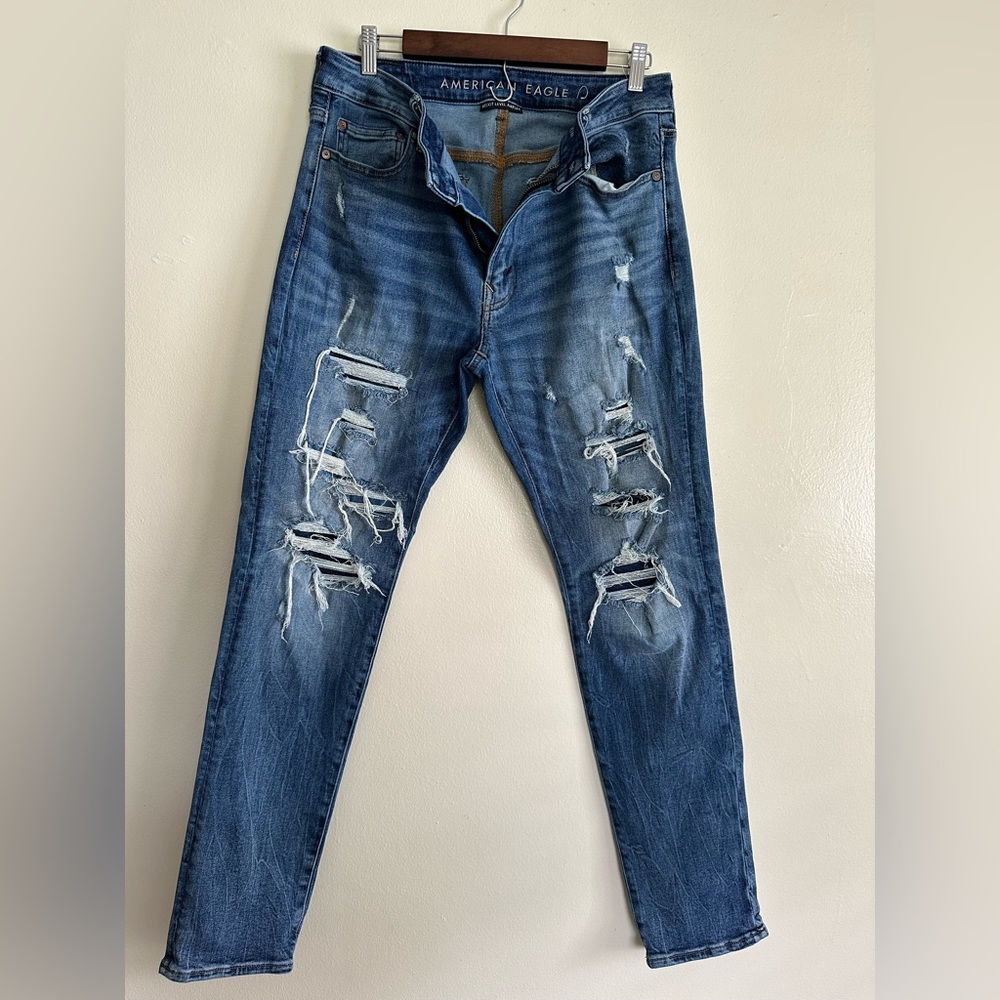 Distressed American Eagle Denim Jeans, sz 33x32, Blue